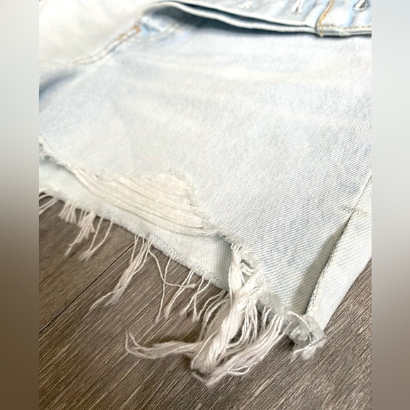 🌻NWT RE/DONE 50s CUT OFF SHORTS LIGHT RAF! SIZE 26 or 4 DISTRESSED LIGHT WASH🌻 - Picture 5 of 11